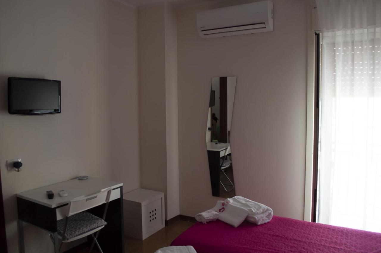 Bed And Breakfast La Volpe Rossa Regalbuto 외부 사진